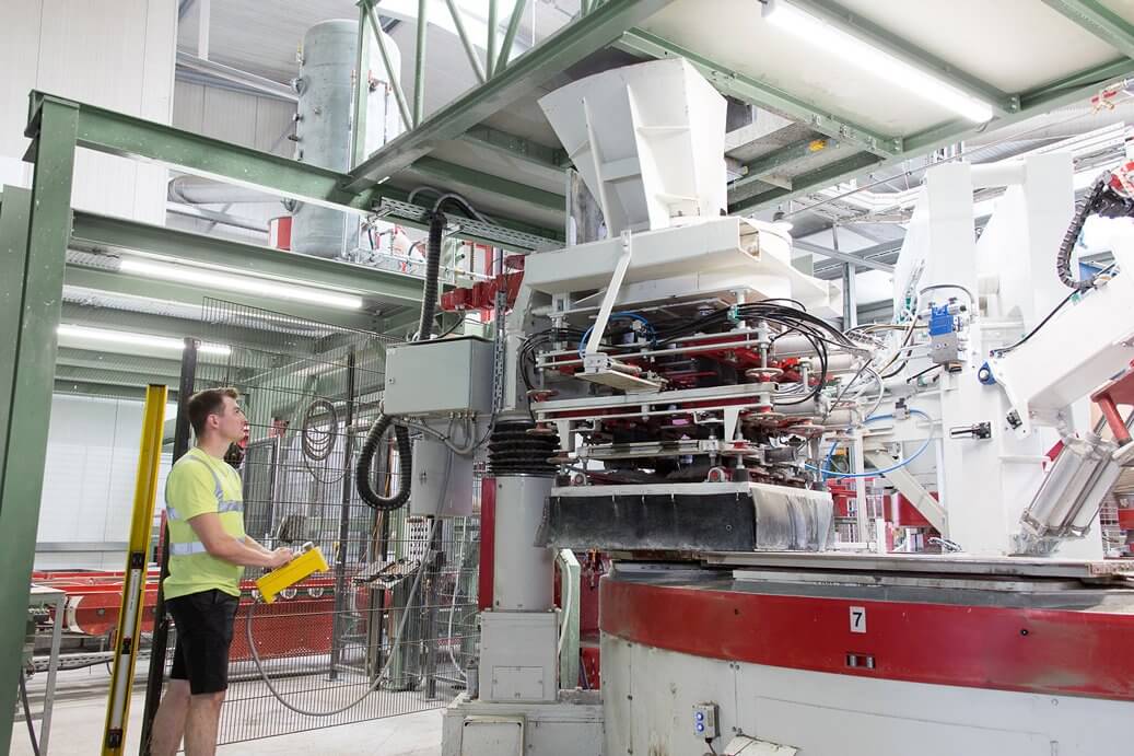 首页- 新宝GG集团创造事业平台