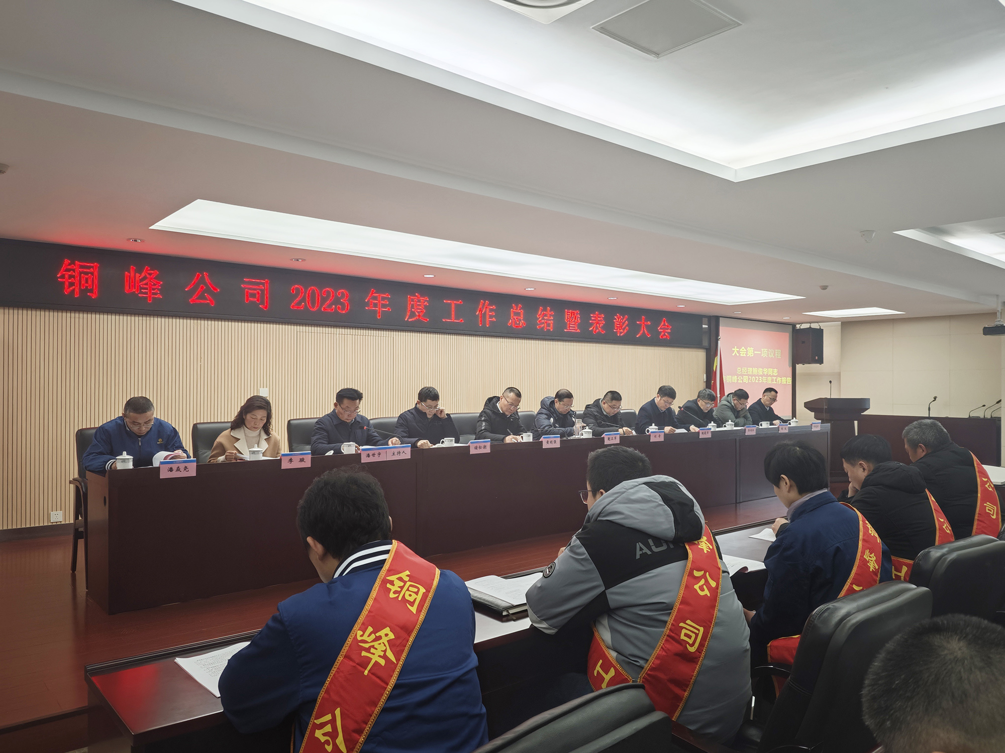 众鑫娱乐·鑫起点,馨效劳,心选择