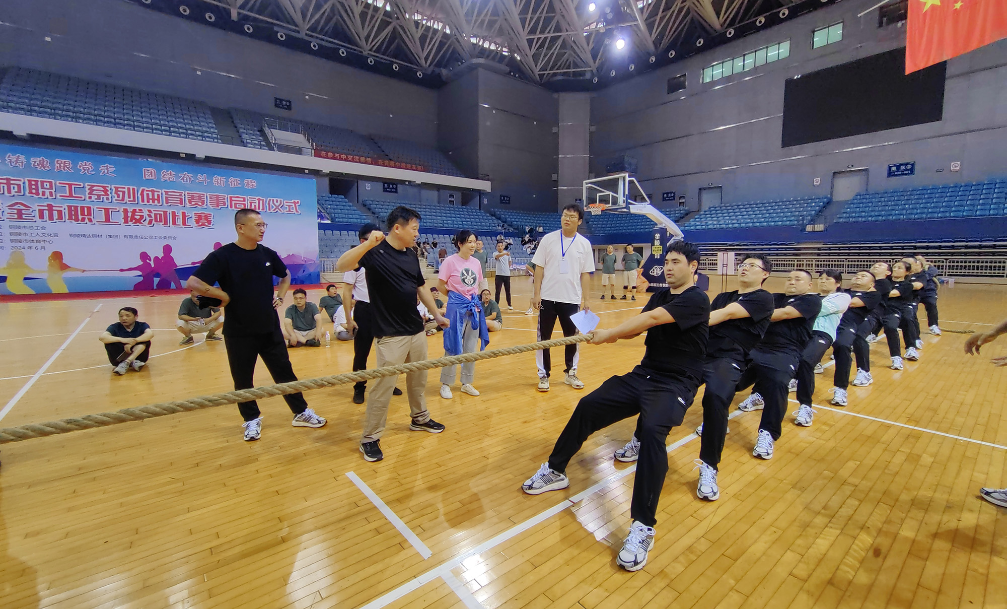 众鑫娱乐·鑫起点,馨效劳,心选择