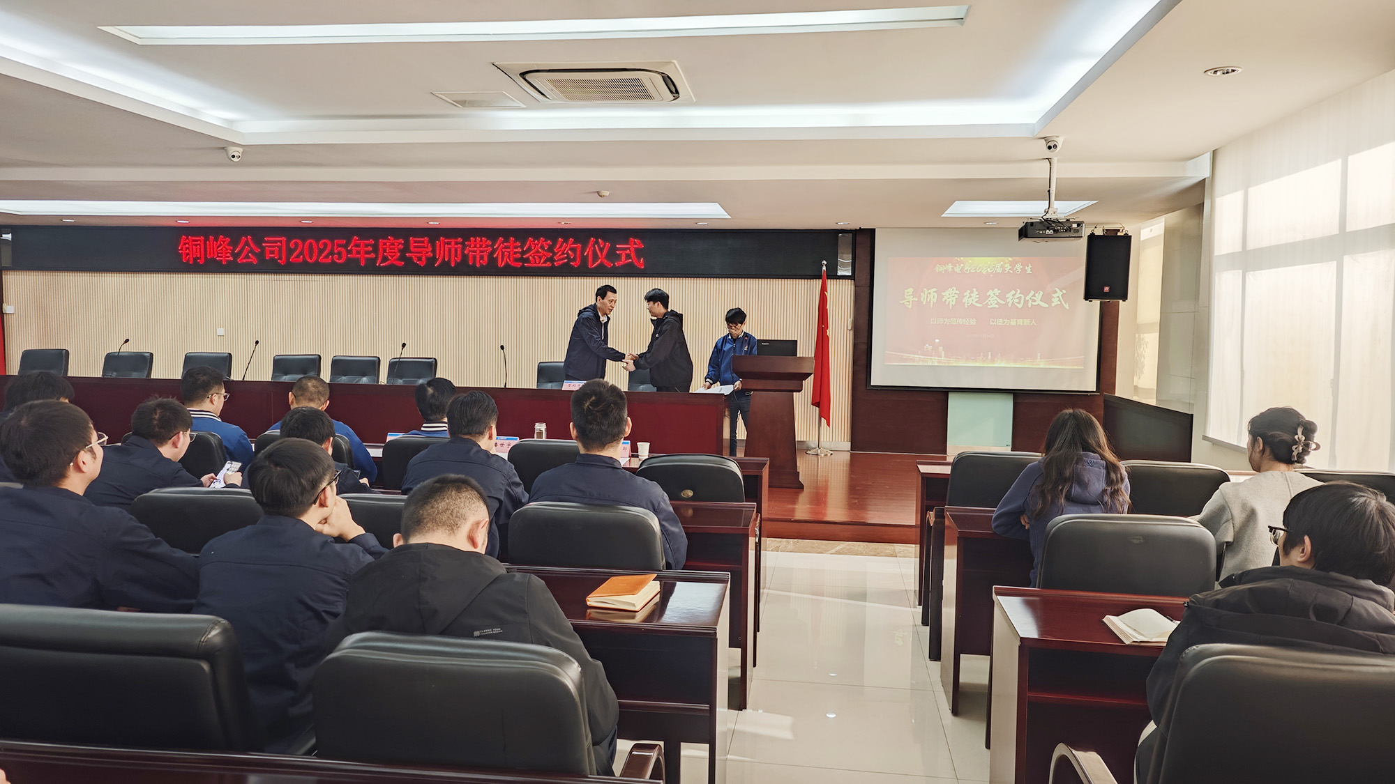 众鑫娱乐·鑫起点,馨效劳,心选择