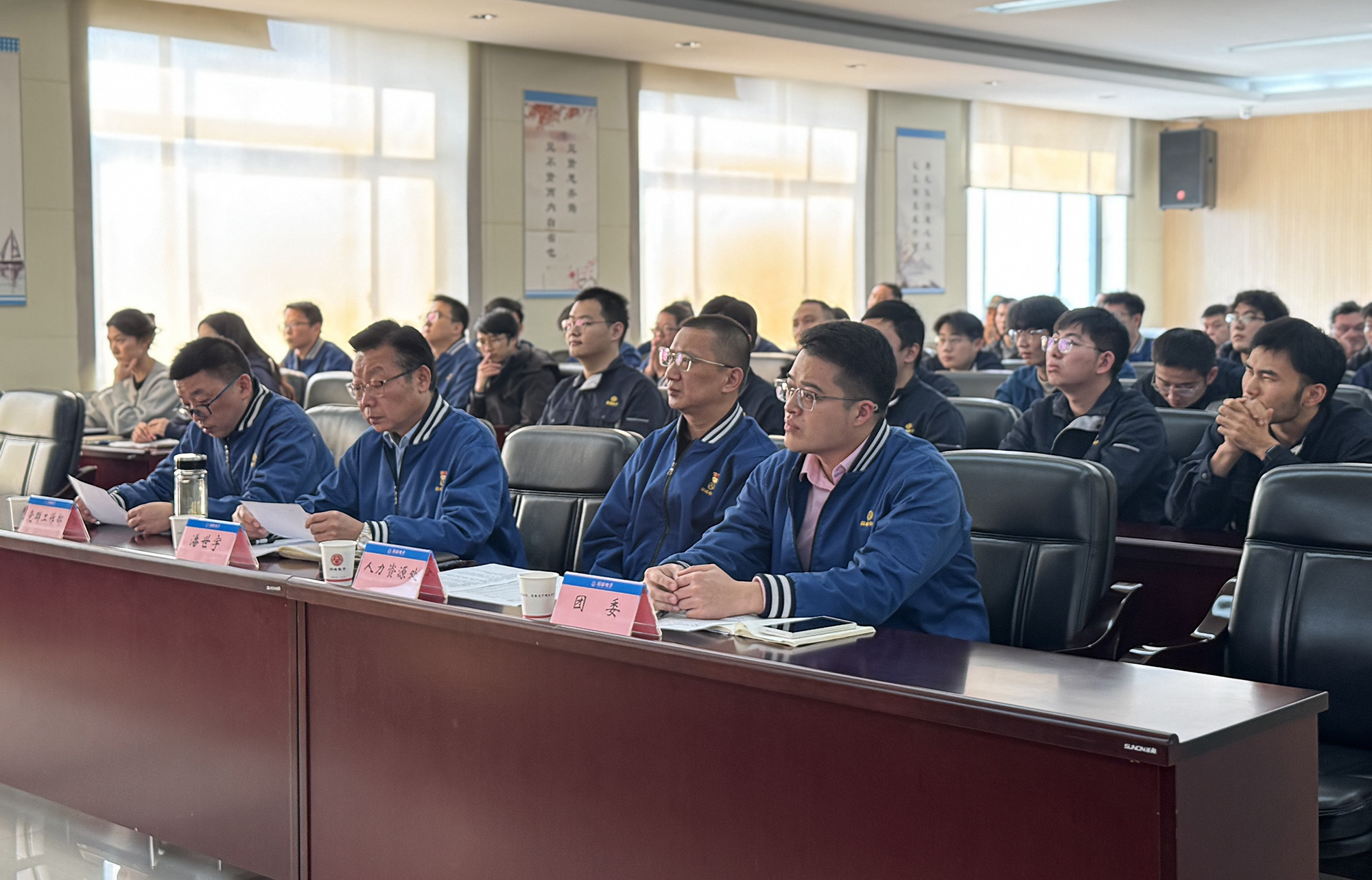 众鑫娱乐·鑫起点,馨效劳,心选择